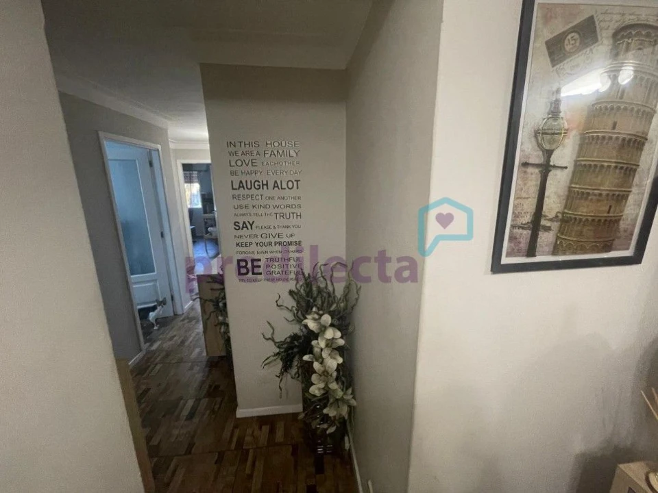 Apartamento T2 para Venda em Rio Tinto Foto 3