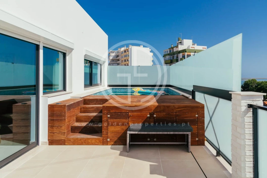 Apartamento T3 para Venda em Faro (Sé e São Pedro) Foto 2