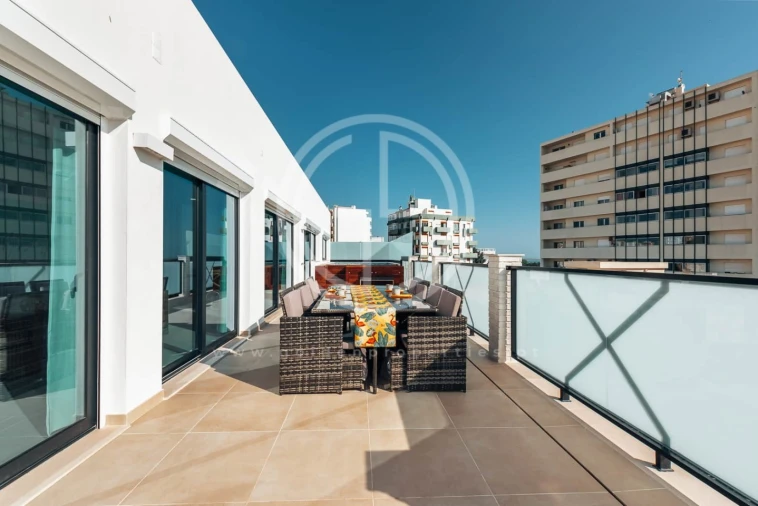 Apartamento T3 para Venda em Faro (Sé e São Pedro) Foto 1