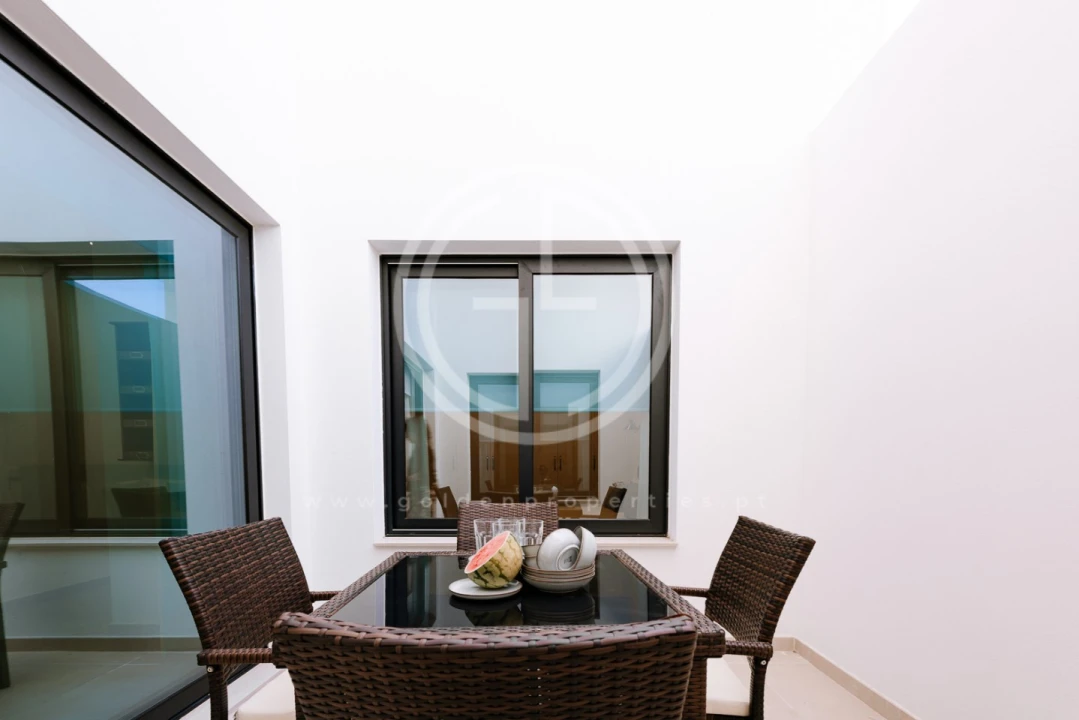 Apartamento T2 para Venda em Faro (Sé e São Pedro) Foto 40
