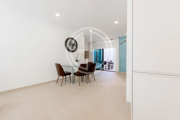 Apartamento T2 para Venda em Faro (Sé e São Pedro) Foto 17