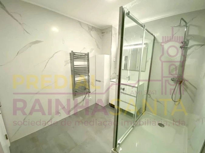 Apartamento T2 para Venda em Santa Clara e Castelo Viegas Foto 7