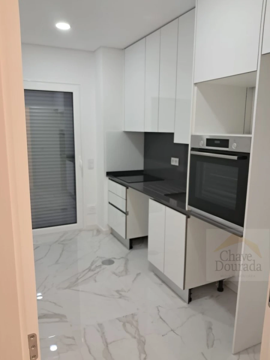 Apartamento T3 para Venda em São Pedro Foto 4