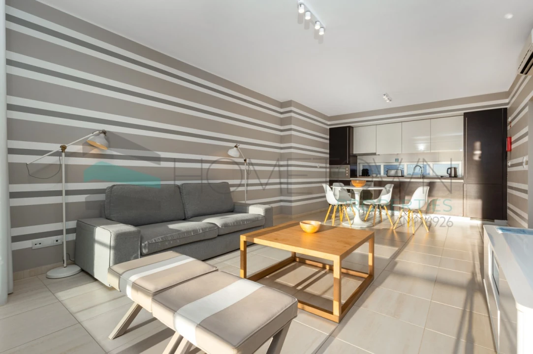 Apartamento T1 para Venda em Quarteira Foto 9