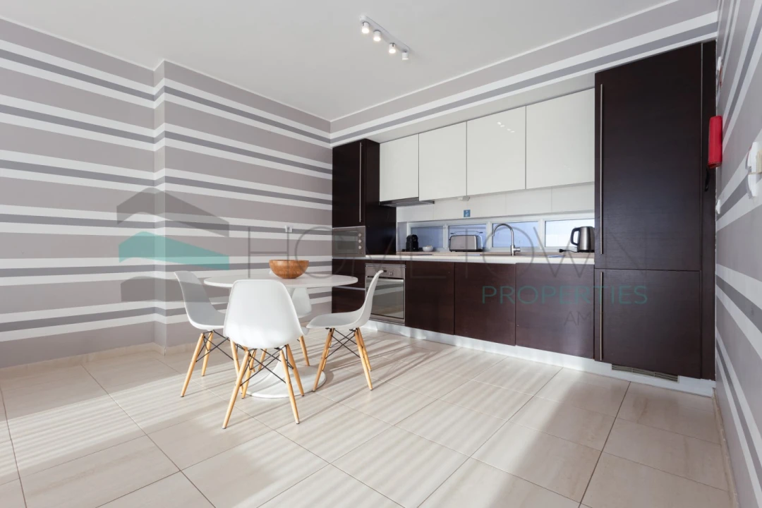 Apartamento T1 para Venda em Quarteira Foto 12