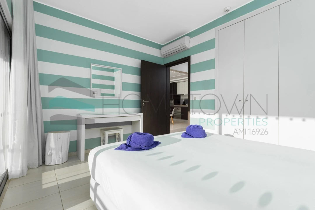 Apartamento T1 para Venda em Quarteira Foto 17