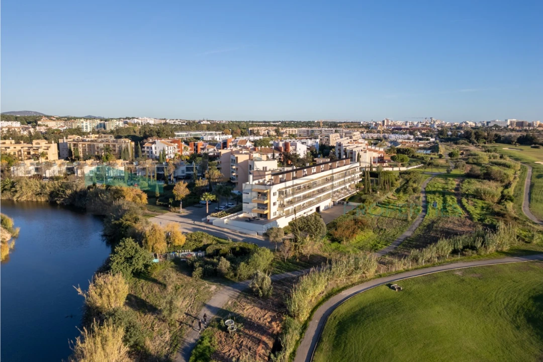 Apartamento T1 para Venda em Quarteira Foto 25