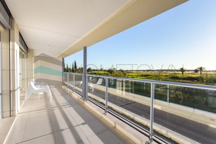 Apartamento T1 para Venda em Quarteira Foto 6