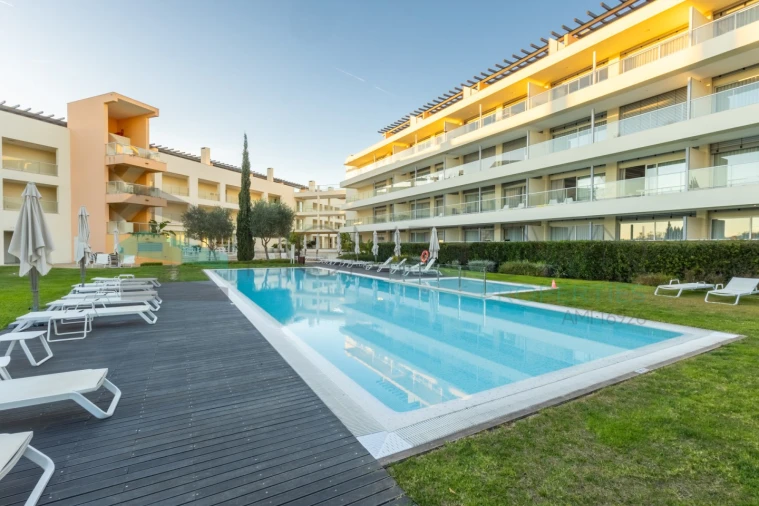 Apartamento T1 para Venda em Quarteira Foto 23