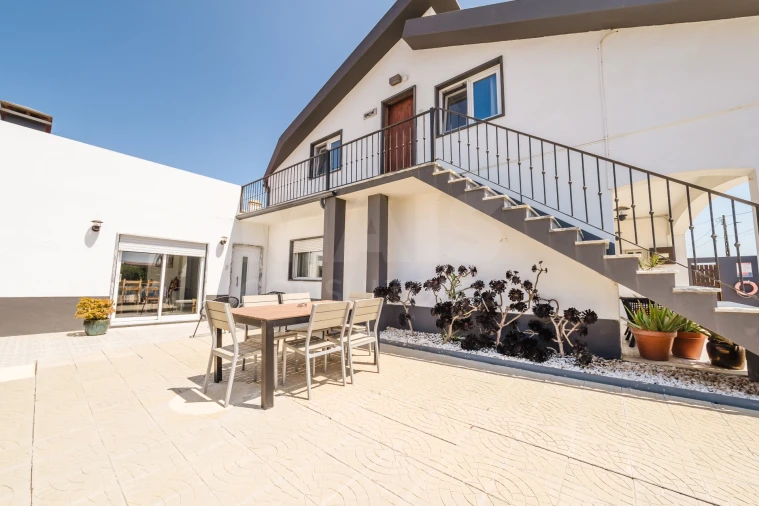 Prédio para Venda em Atouguia da Baleia Foto 2