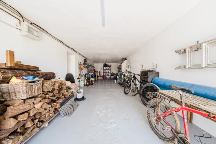 Prédio para Venda em Atouguia da Baleia Foto 7