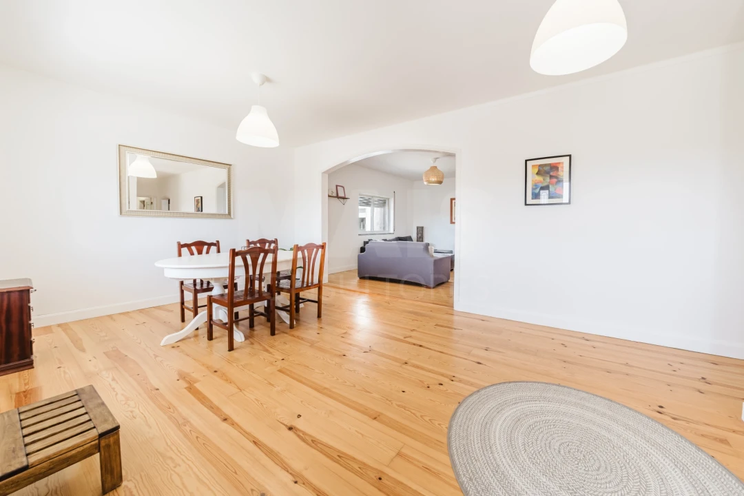 Prédio para Venda em Atouguia da Baleia Foto 8