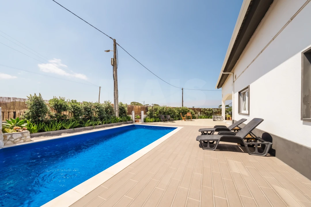 Prédio para Venda em Atouguia da Baleia Foto 4