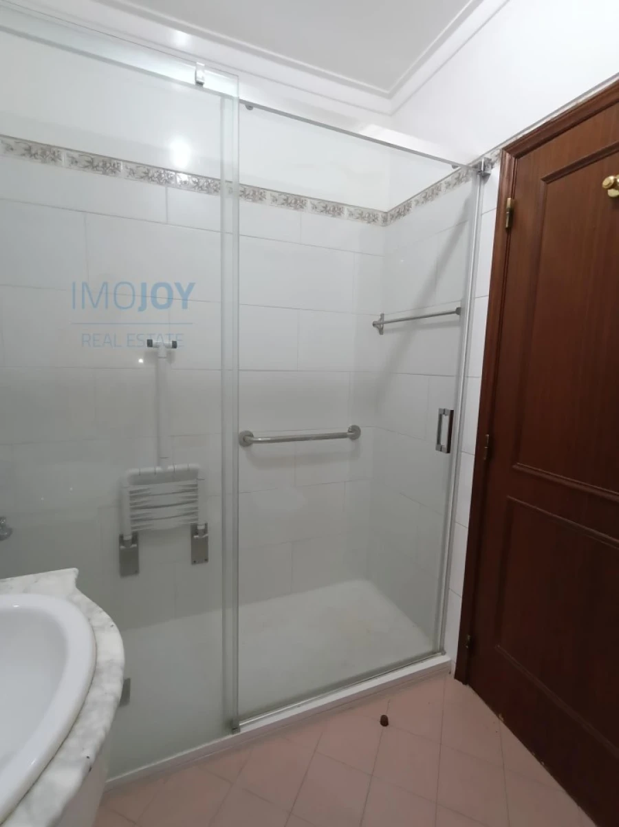 Apartamento T2 para Venda em Cascais e Estoril Foto 12