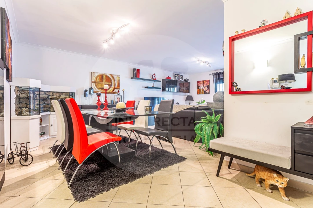 Apartamento T2 para Venda em Quinta do Anjo Foto 17