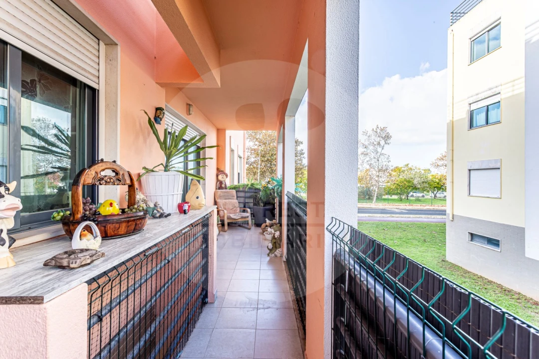 Apartamento T2 para Venda em Quinta do Anjo Foto 24