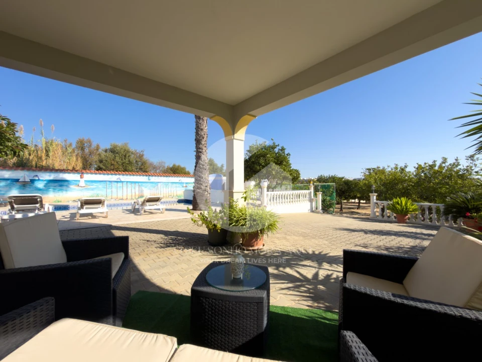 Moradia T5 para Venda em Pechão Foto 50