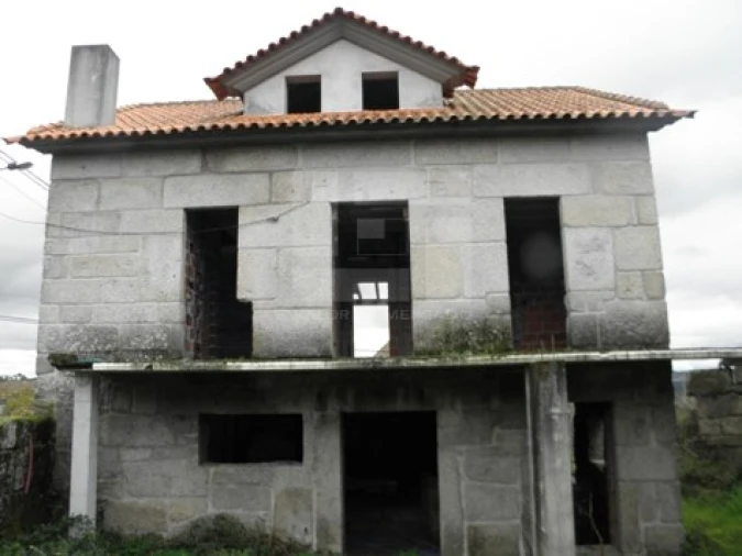 Moradia T3 para Venda em Beijos Foto 3