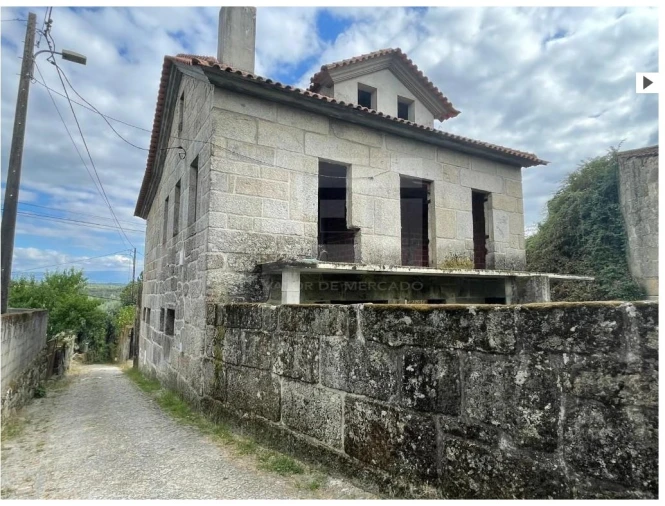 Moradia T3 para Venda em Beijos Foto 2