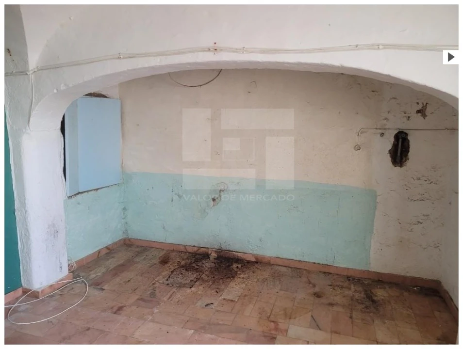 Apartamento T1 para Venda em Borba (Matriz) Foto 4