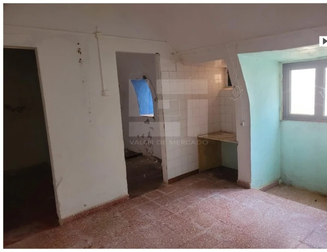 Apartamento T1 para Venda em Borba (Matriz) Foto 9