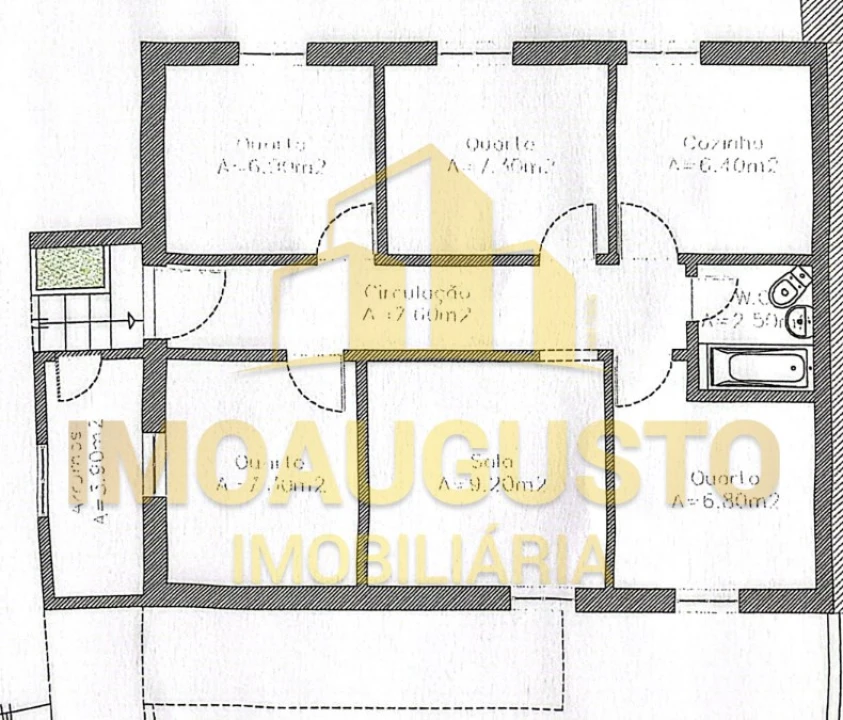 Moradia T4 para Venda em Guarda Foto 4