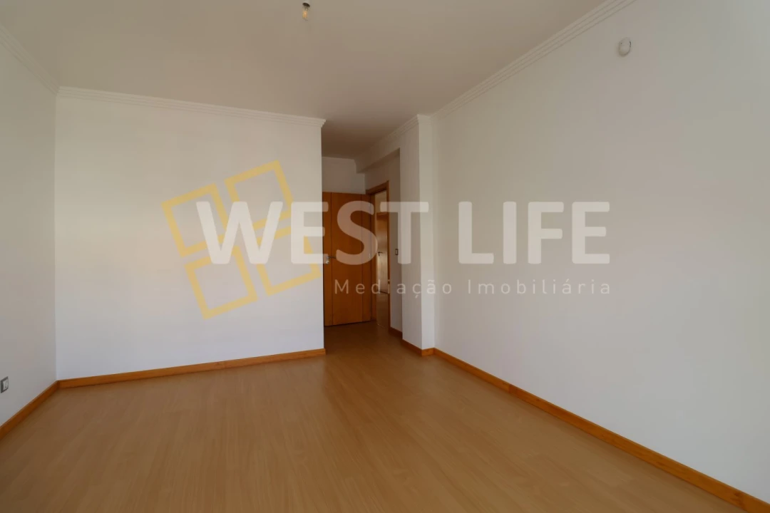 Apartamento T4 para Venda em Ericeira Foto 15