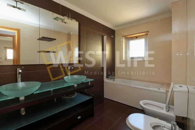 Apartamento T4 para Venda em Ericeira Foto 22
