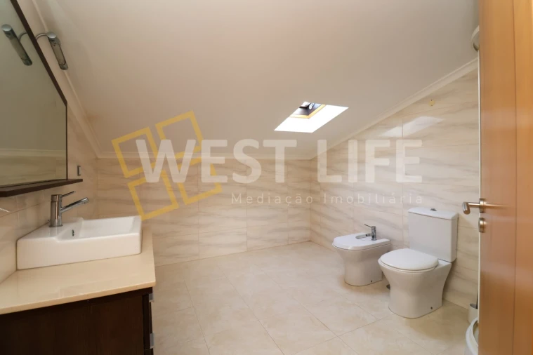 Apartamento T4 para Venda em Ericeira Foto 24