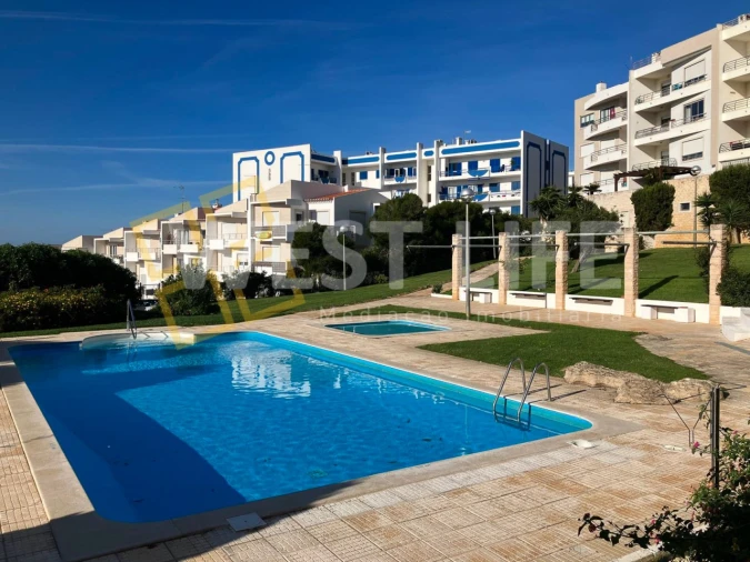 Apartamento T2 para Arrendamento em Ericeira Foto 2