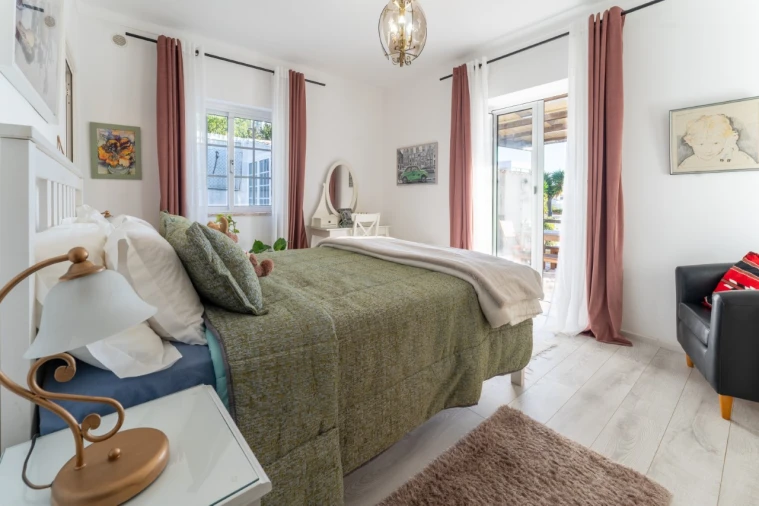 Moradia T3 para Venda em Nadadouro Foto 8