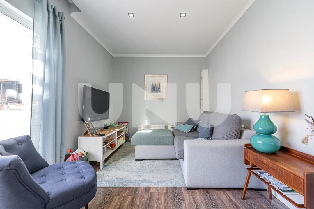 Moradia T3 para Venda em Algés, Linda-A-Velha e Cruz Quebrada-Dafundo Foto 3