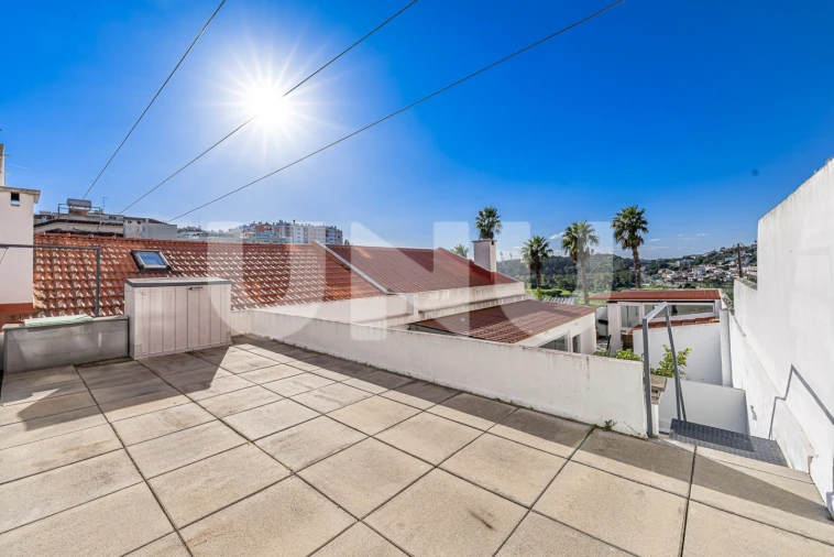 Moradia T3 para Venda em Algés, Linda-A-Velha e Cruz Quebrada-Dafundo Foto 11