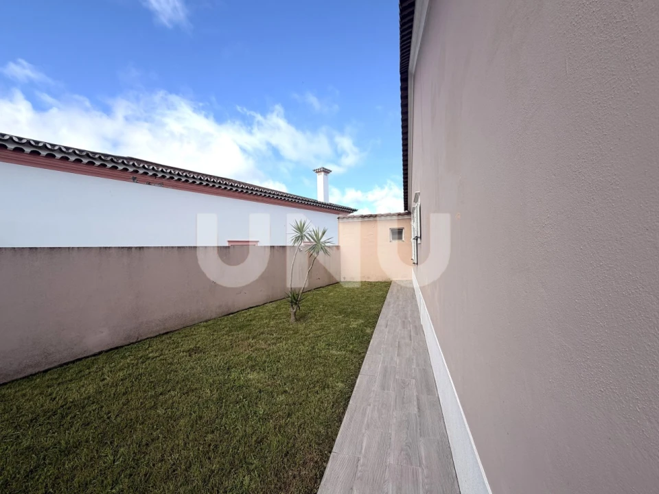 Moradia T3 para Venda em São Vicente Ferreira Foto 2