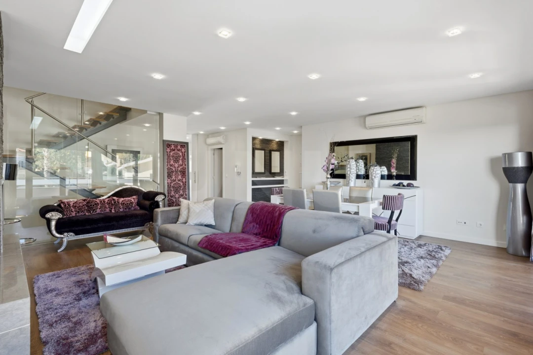 Moradia T3 para Venda em Carcavelos e Parede Foto 2