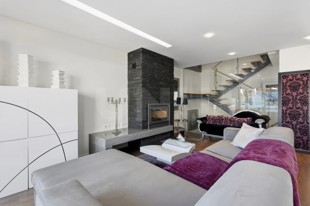 Moradia T3 para Venda em Carcavelos e Parede Foto 3