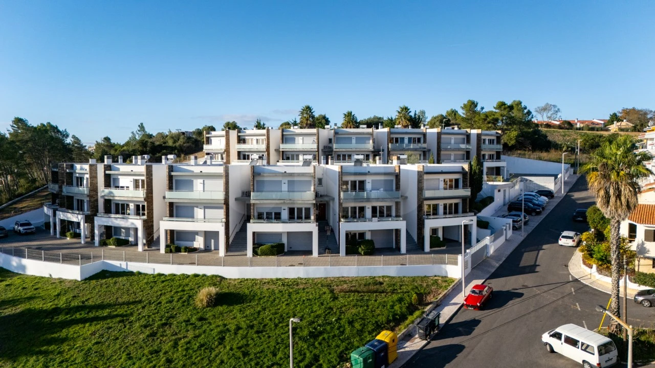 Moradia T3 para Venda em Carcavelos e Parede Foto 38