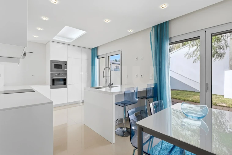 Moradia T3 para Venda em Carcavelos e Parede Foto 10