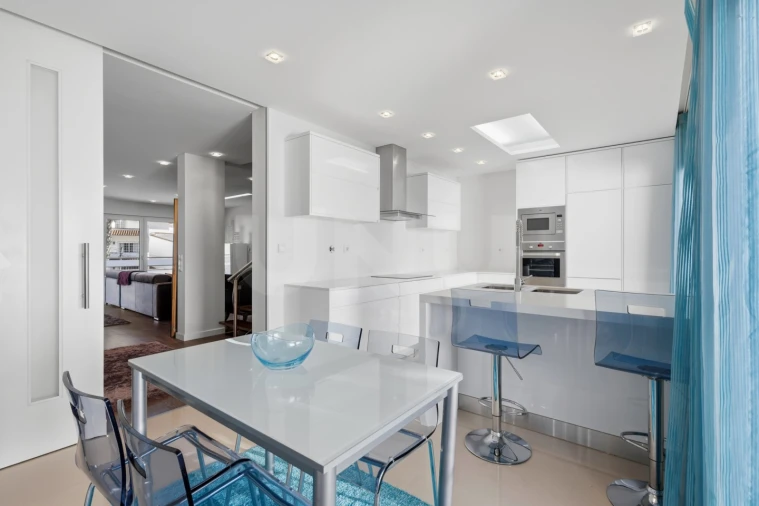 Moradia T3 para Venda em Carcavelos e Parede Foto 11