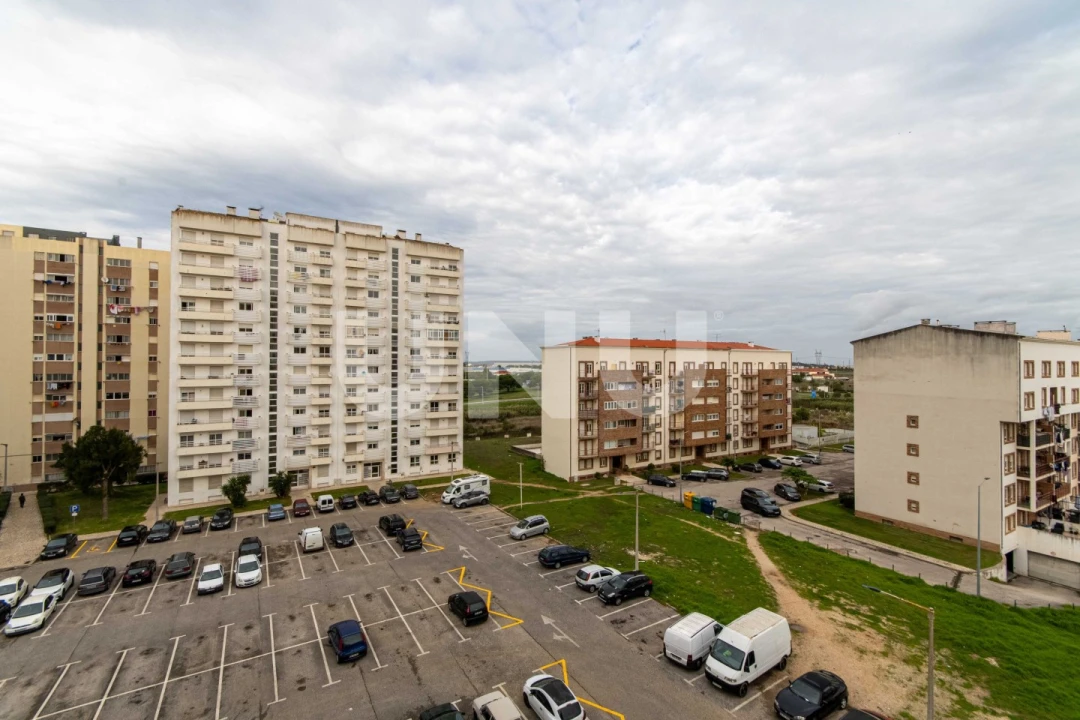 Apartamento T3 para Venda em Carregado e Cadafais Foto 23