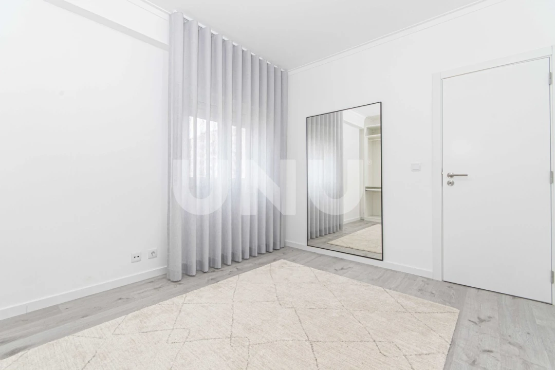 Apartamento T3 para Venda em Carregado e Cadafais Foto 14