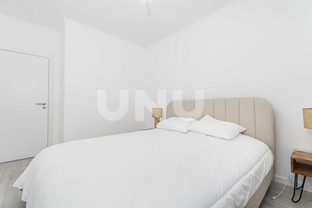 Apartamento T3 para Venda em Carregado e Cadafais Foto 11