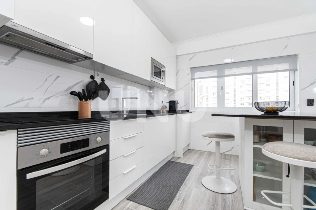 Apartamento T3 para Venda em Carregado e Cadafais Foto 8