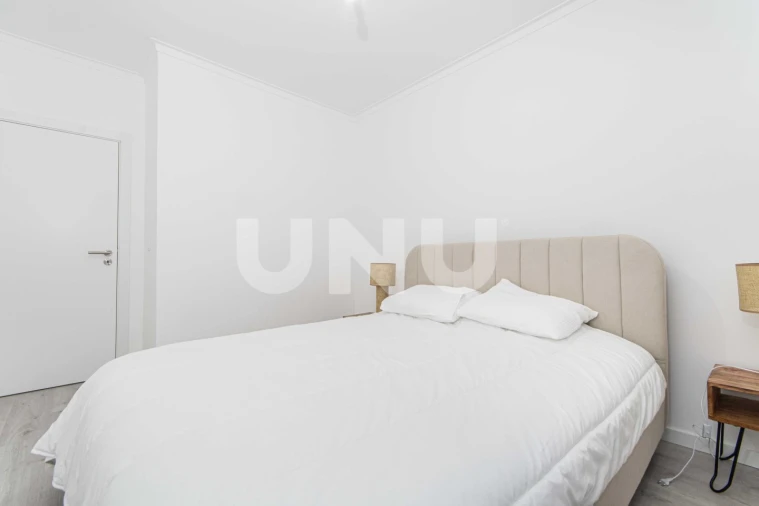 Apartamento T3 para Venda em Carregado e Cadafais Foto 11