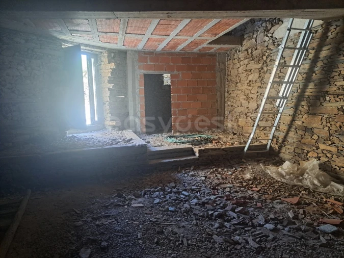 Moradia T3 para Venda em Urros e Peredo dos Castelhanos Foto 14