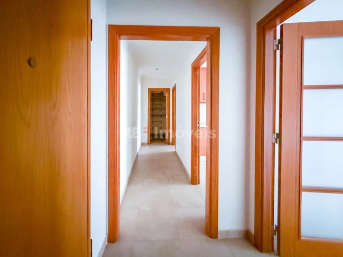 Apartamento T2 para Venda em Nossa Sra de Fatima Foto 2