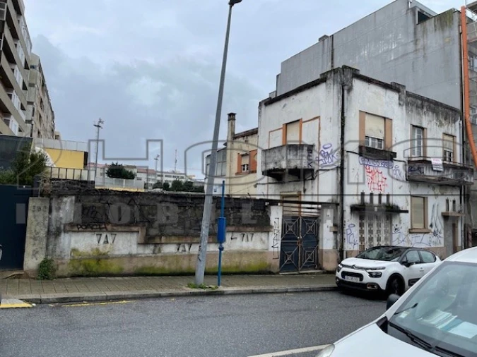 Moradia para Venda em Paranhos Foto 2