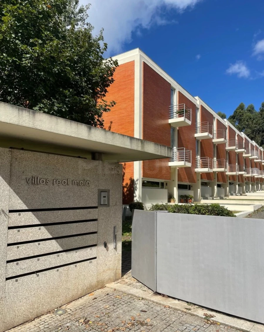 Moradia T4 para Venda em Moreira Foto 3