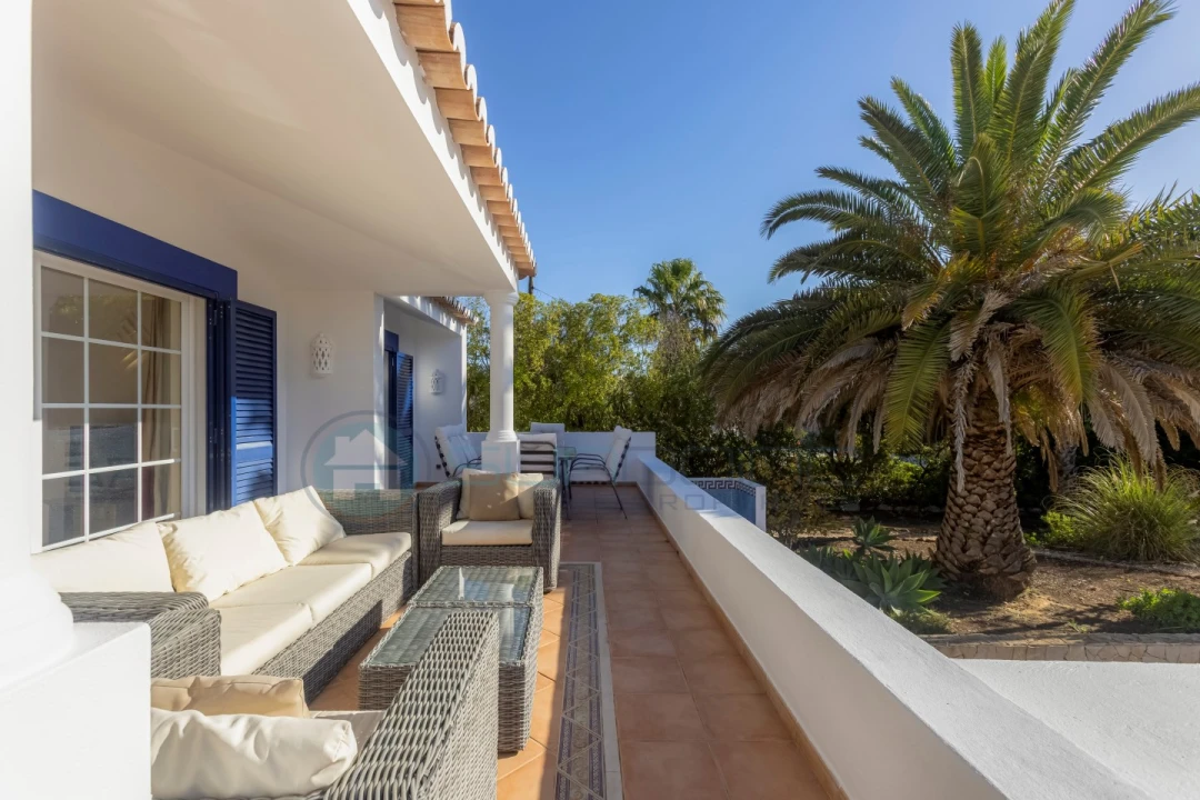 Moradia T4 para Venda em Luz Foto 30