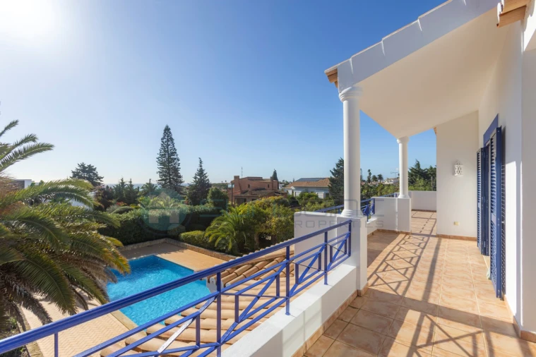 Moradia T4 para Venda em Luz Foto 25